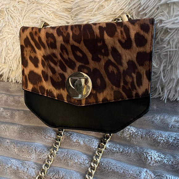 EXPRESS - Leopard Print Crossbody - Picture 1 of 4